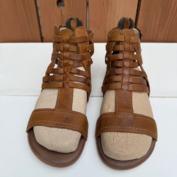 Roan Women's Brown Gladiator Sandals Size 8 Genuine Leather Strappy Open Toe - Picture 2 of 9